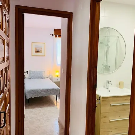 Apartment Con Piscina A 200m De La Playa En *