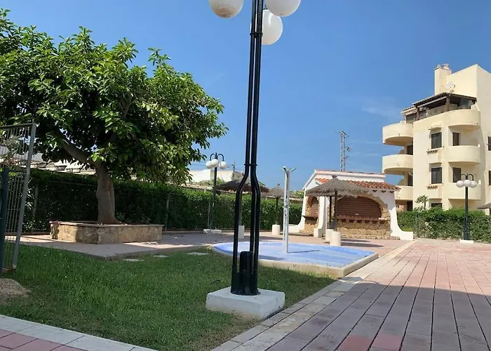 Con Piscina A 200m De La Playa En Apartment *