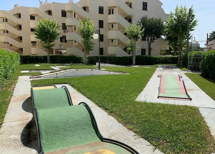 Con Piscina A 200m De La Playa En