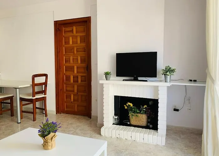 Con Piscina A 200m De La Playa En Apartment Denia