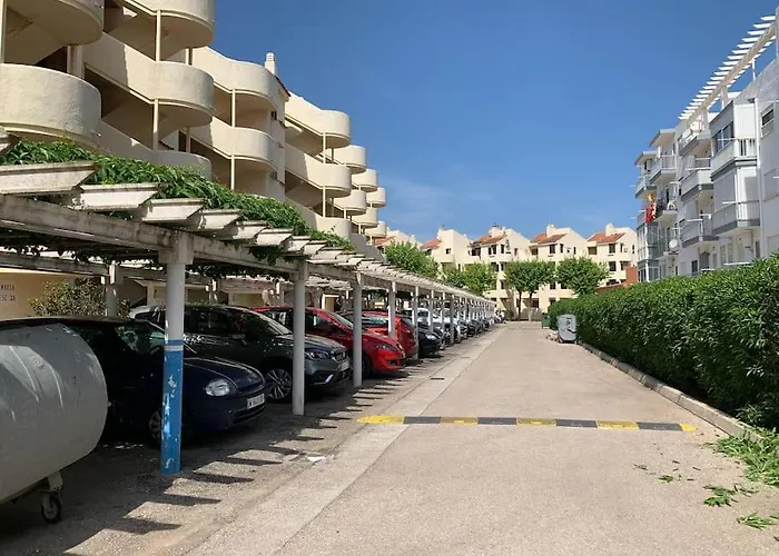 Con Piscina A 200m De La Playa En Apartment Denia